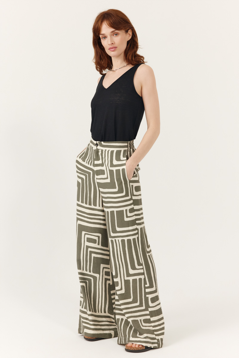 TOP OLVIANE COLOR NEGRO 2